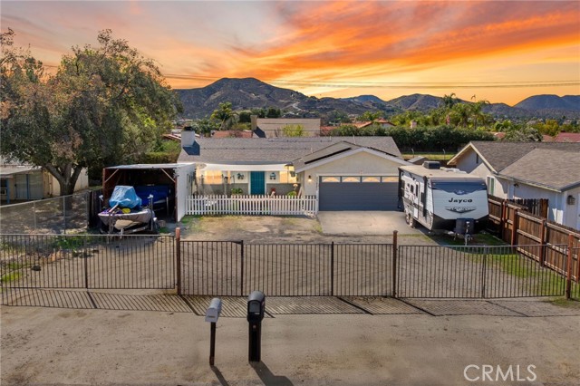 Property photo of 23883 Vista Way