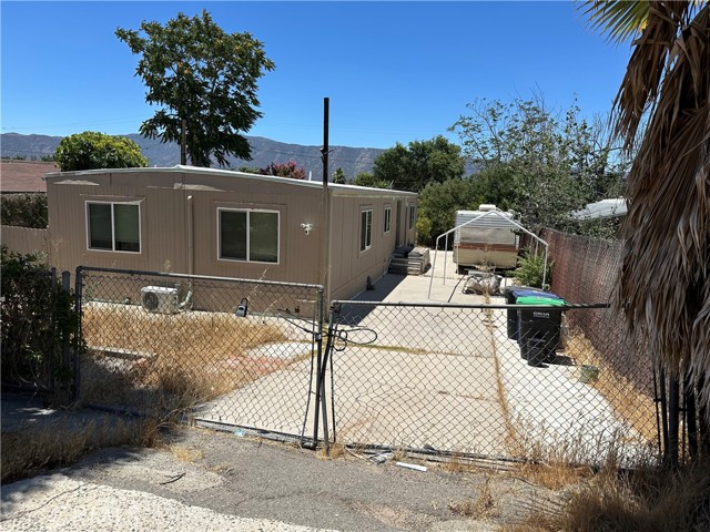 Property photo of 32565 Wildomar RD