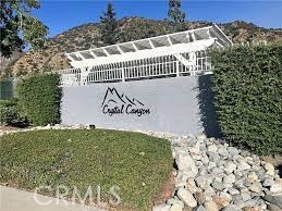 Property photo of 202 Evergreen CT