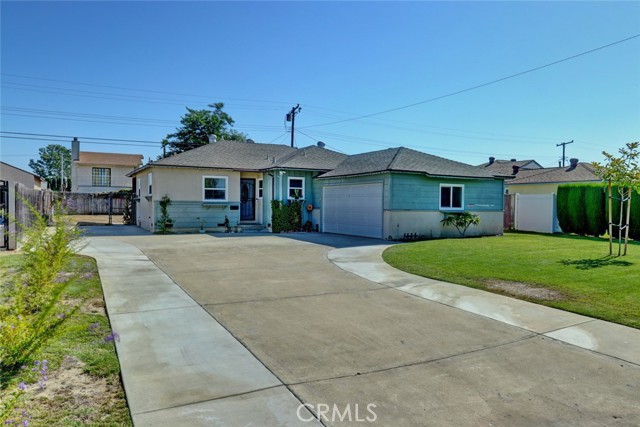 Property photo of 11882 Daniel AV