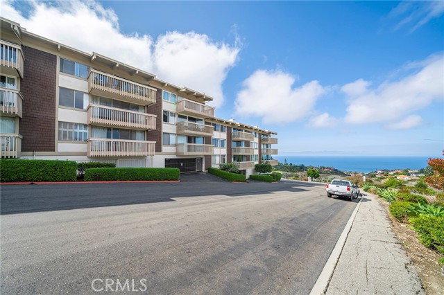 Property photo of 6542 Ocean Crest DR