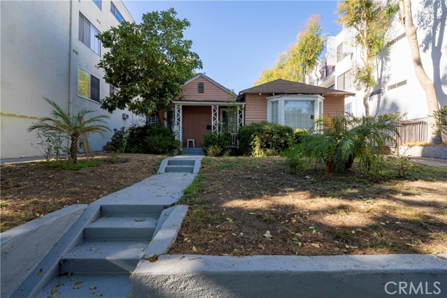 Property photo of 7511 Hampton AV