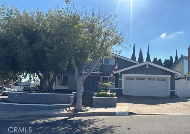 Property photo of 19762 Ridgewood PL