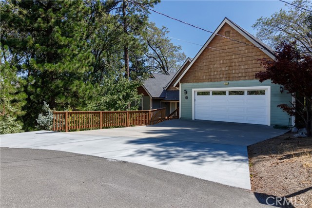 Property photo of 929 Lucerne LN