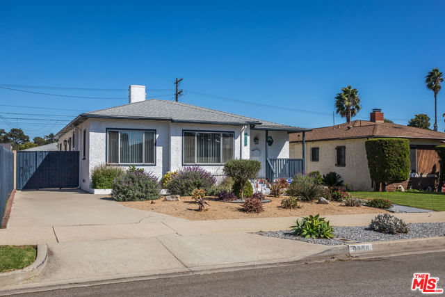 Property photo of 9806 S Van Ness AV