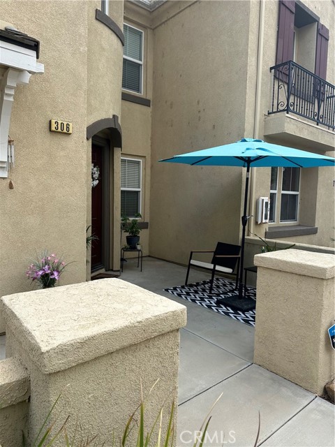 Property photo of 1800 E Lakeshore