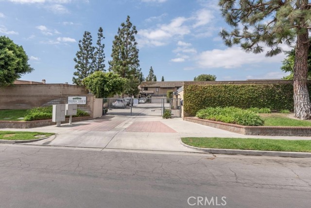 Property photo of 14171 Flower