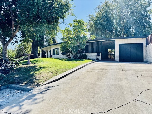 Property photo of 1872 Arroyo