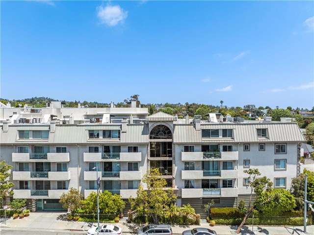 Photo of 390 S Sepulveda