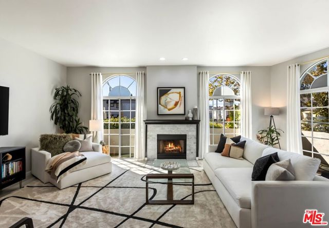 Property photo of 5848 W Olympic BL