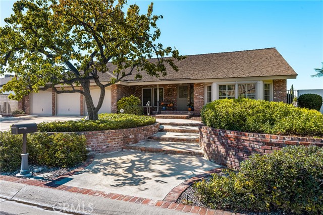 Property photo of 5861 Sunmist DR