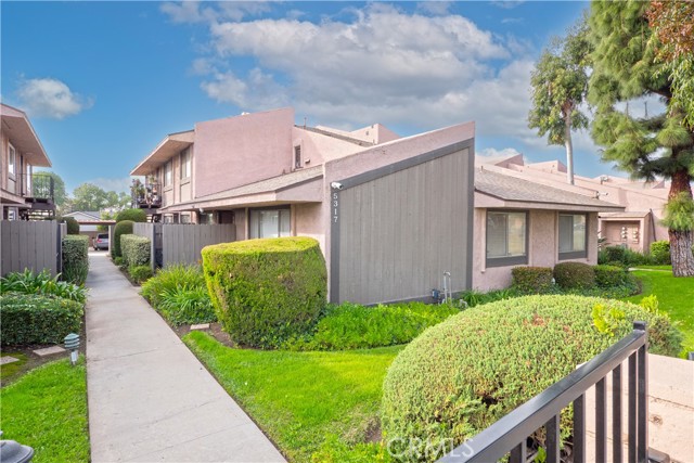 Property photo of 5317 N Barranca