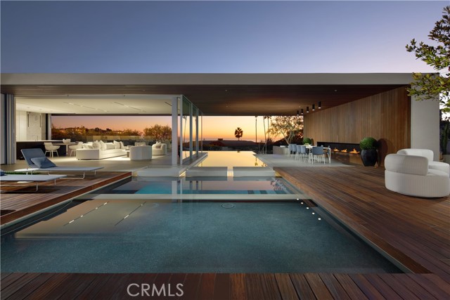 Property photo of 2460 Monaco DR