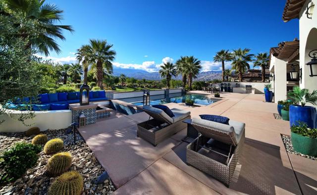 Property photo of 75993 Via Pisa