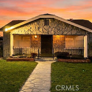 Property photo of 1706 W 65th PL