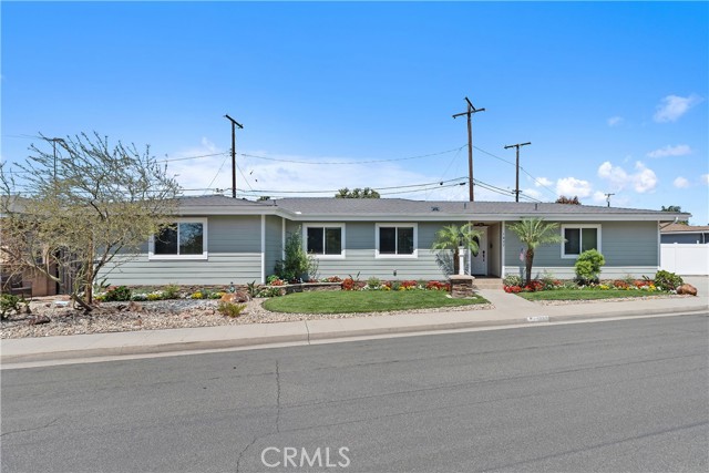 Property photo of 1837 N Studebaker RD