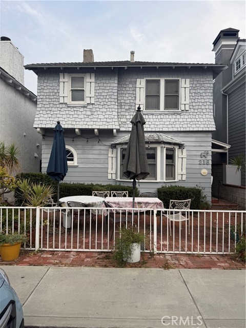 Property photo of 216 Amethyst