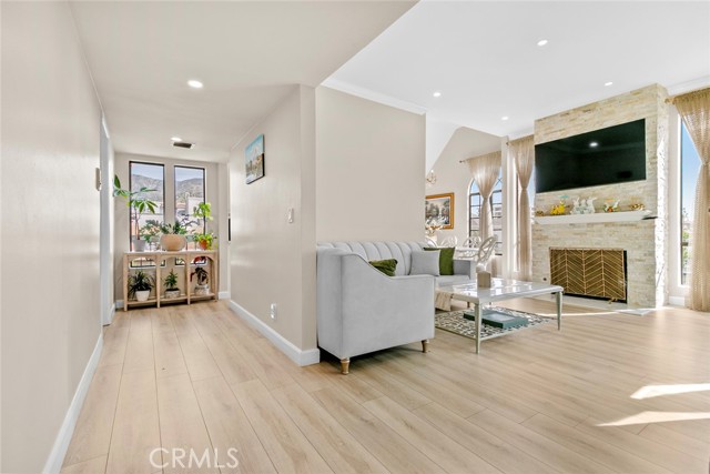 Property photo of 427 E Orange Grove Ave