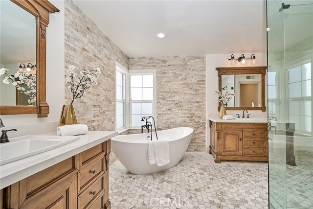 Property photo of 31221 Via Del Verde