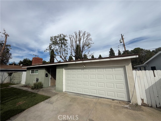 Property photo of 327 N Clark