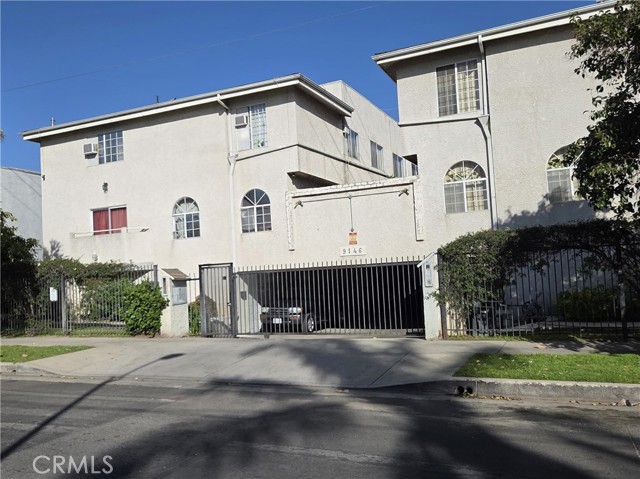 Property photo of 9146 Tobias AV