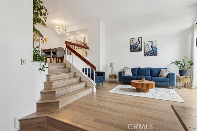 Property photo of 15 Goldstar PL
