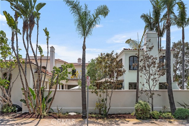 Photo of 401 Piazza Lido