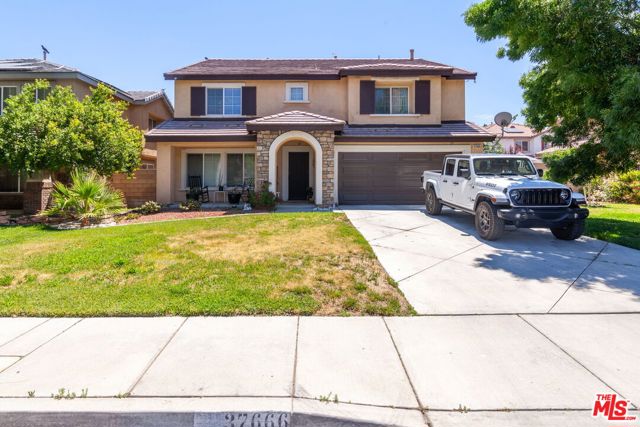 Property photo of 37666 Topaz CT