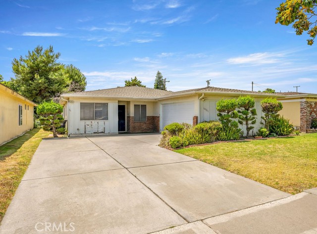 Property photo of 10527 S Wilton PL