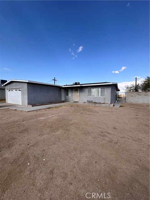 Property photo of 751 Yucca AV