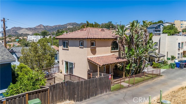 Property photo of 21460 Arapahoe TR