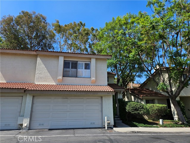 Photo of 951 Creekside Dr