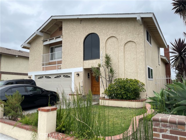 Property photo of 19657 Sequoia AV