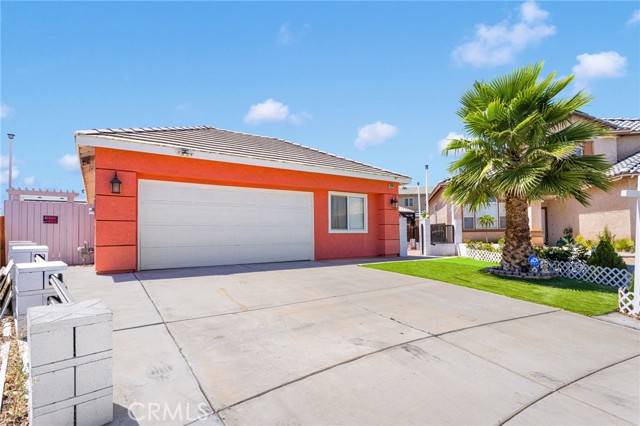Property photo of 13261 Via Del Lago