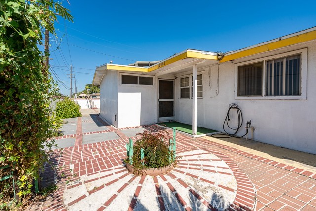 Property photo of 15547 Temple AV