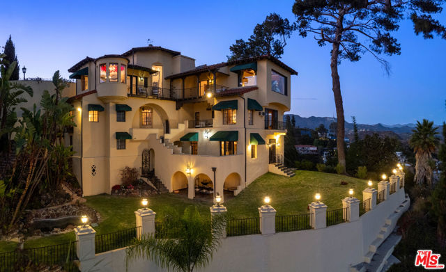 Property photo of 2200 Maravilla DR
