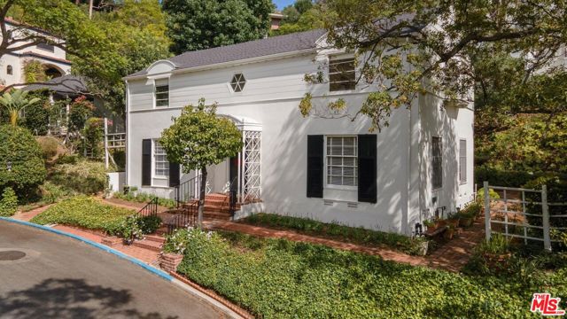 Property photo of 3270 Benda ST