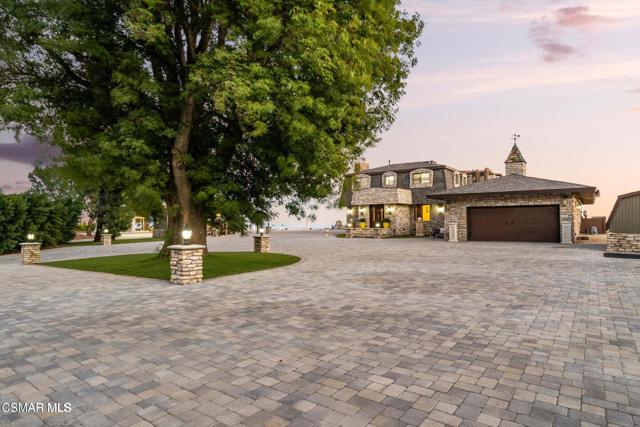 Property photo of 10200 Lilac LN