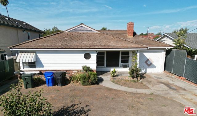 Property photo of 6839 Oak AV