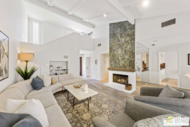 Property photo of 38 Tennis Club DR