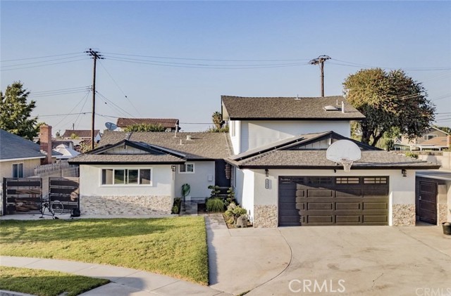 Property photo of 9485 Geranium CR