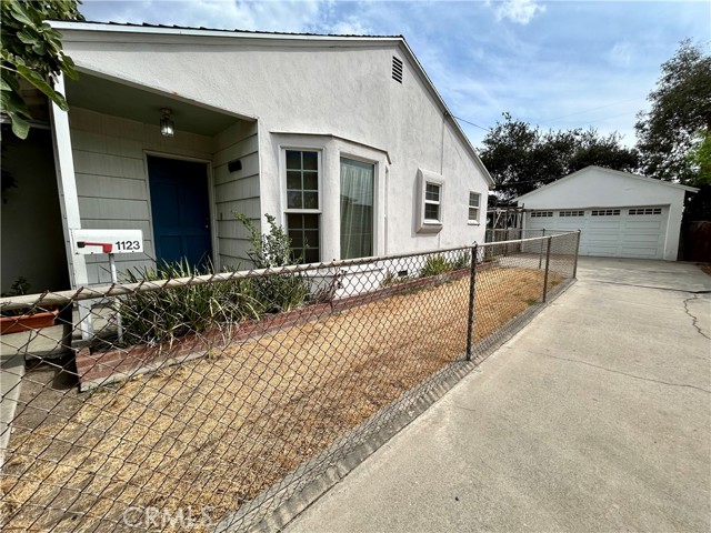 Property photo of 1123 E 29th