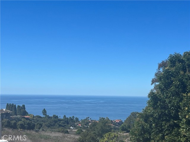 Property photo of 29600 Island View DR