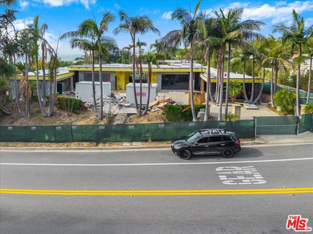 Property photo of 1855 Loma Vista DR