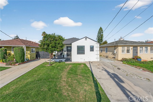 Photo of 1513 W 215th St