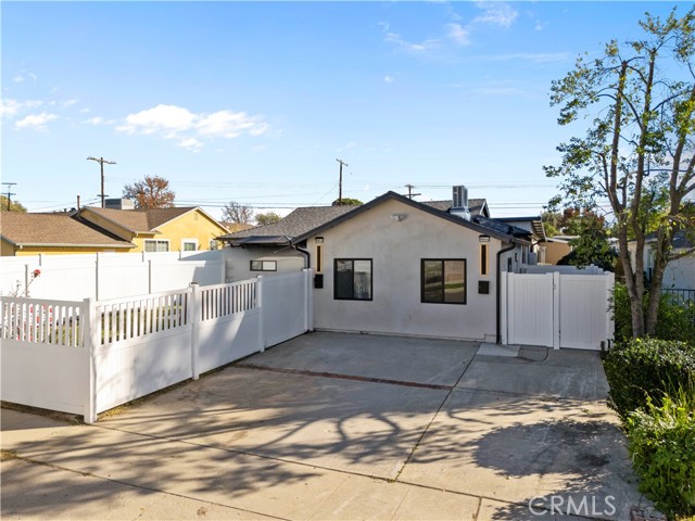 Property photo of 9846 Monogram Ave
