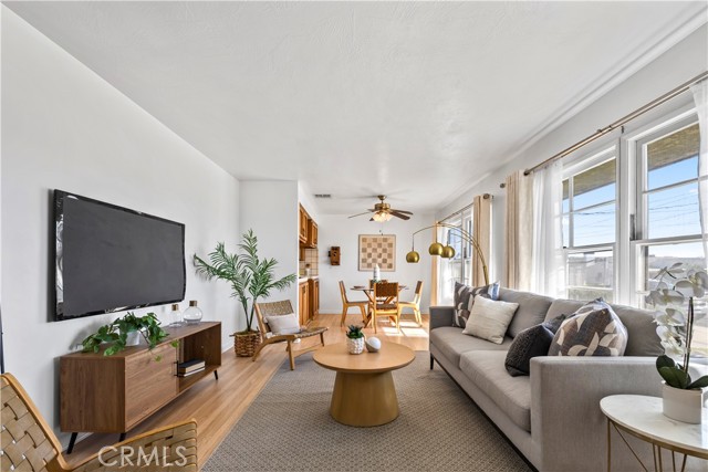 Photo of 15974 Hawthorne