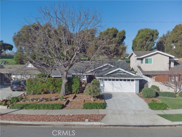 Property photo of 16711 GREENVIEW LN