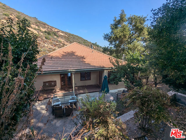 Property photo of 19747 Horseshoe DR
