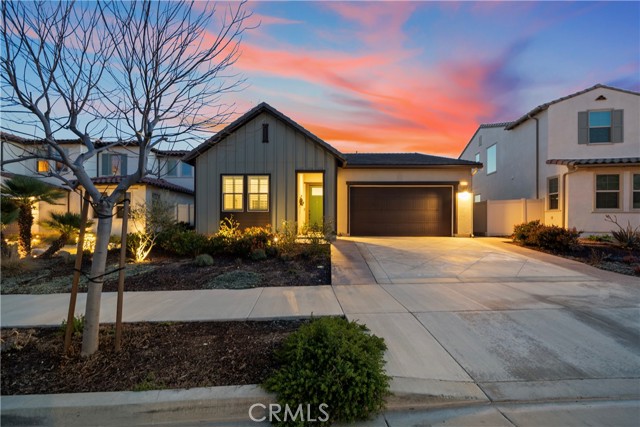 Property photo of 28701 Lambent WY
